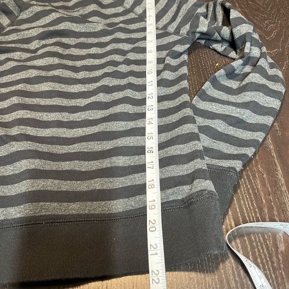 Calvin Klein zipper sweater - Picture 4 of 4